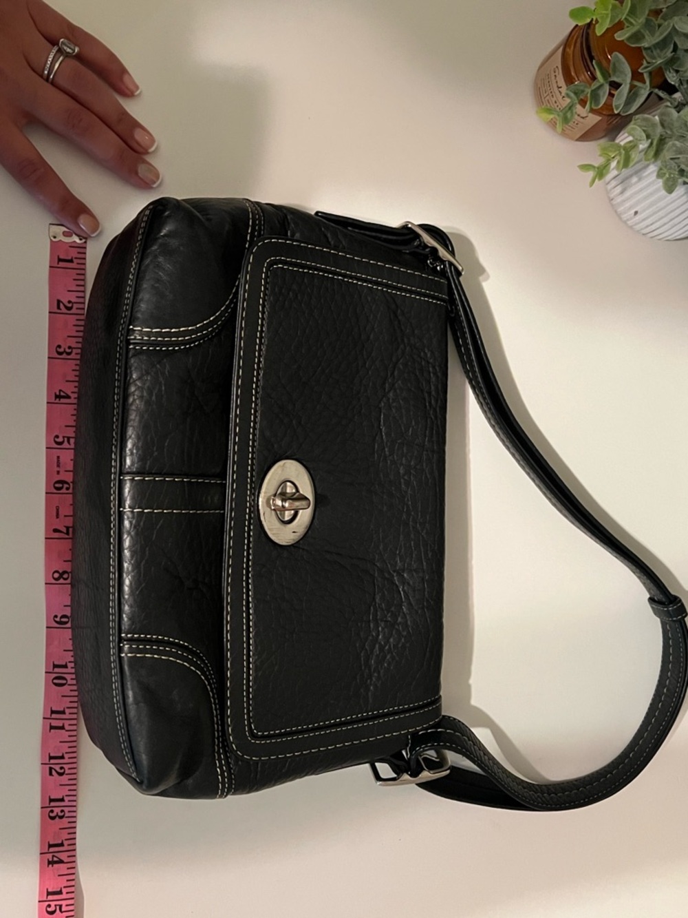 Coach Black Pebbled Leather Shoulder Bag with Silver Turnlock - Picture 13 of 14